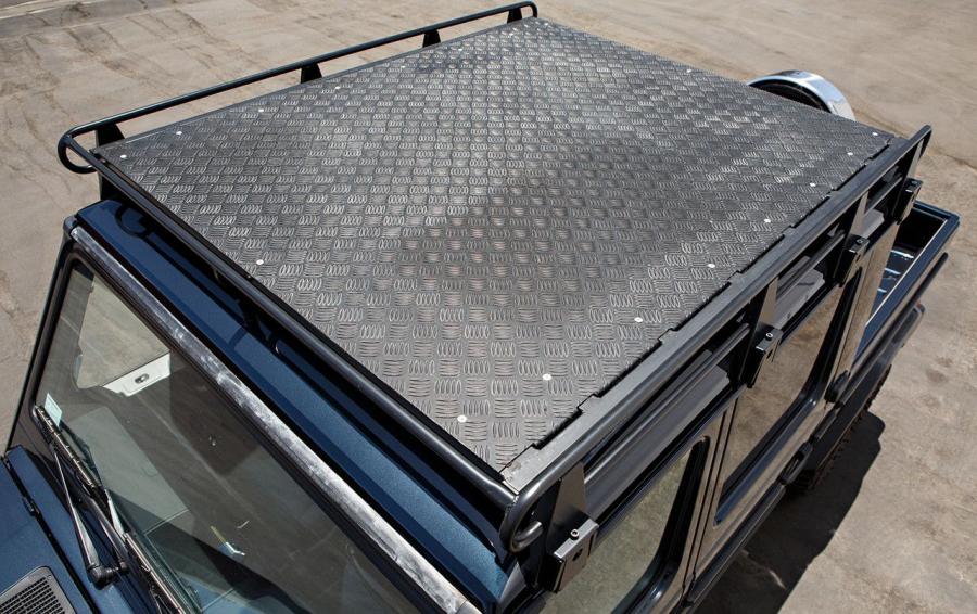 Детали экстерьера Mercedes-Benz G500 Custom Pickup 2002 года  (фото 22 из 58)